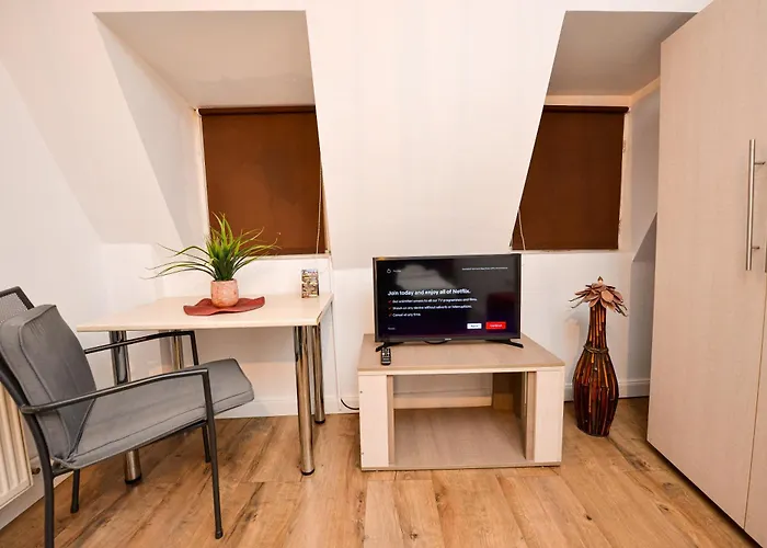Apartament Center *
