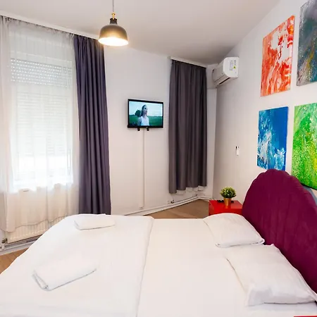 Center Apartamento *
